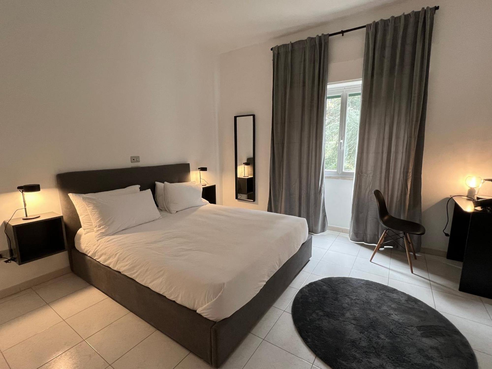 Albeli Residences Naples Luaran gambar